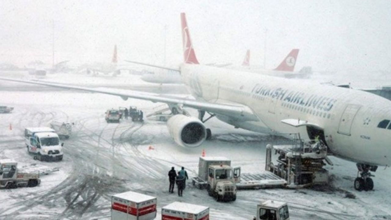 İstanbul Havalimanı'nda Neden Sorunlar Yaşanıyor? Uzman İsim Açıkladı: İşte Nedeni...