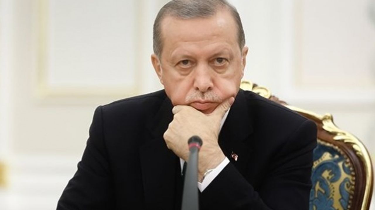 Erdoğan’ın Eski Danışmanından Kızdıracak Çıkış:İstediğin Verildi Halkını Fakirleştirdin