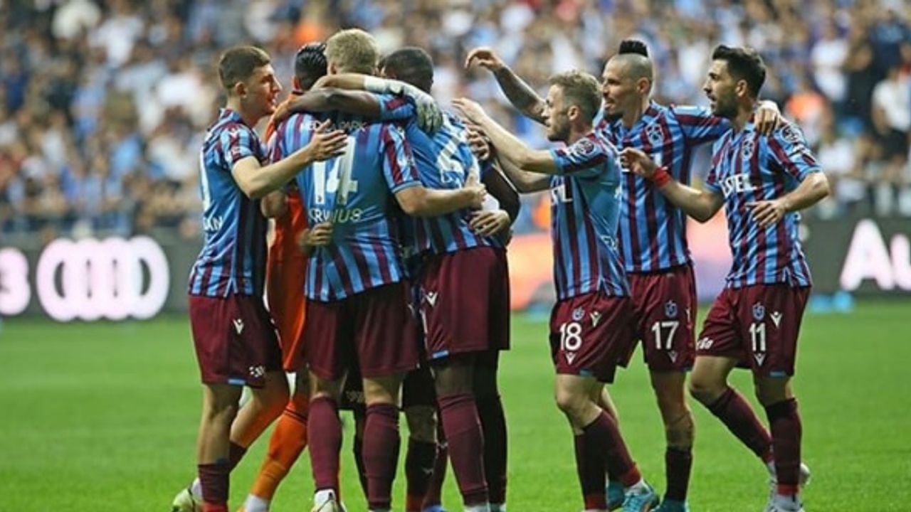 Süper Lig’de 38 Yıl Aradan Sonra Şampiyon Yeniden Trabzonspor