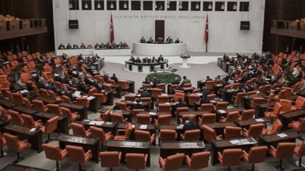 AK Parti ve MHP ‘Yolsuzluklar Araştırılmasın’ Dedi