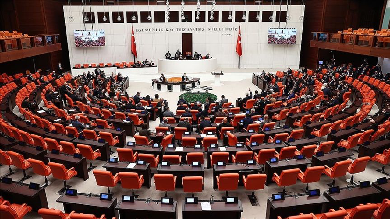 İYİ Parti Memur ve Emekli Maaşlarını Arttırın Önergesi Verdi, AKP ve MHP Redetti