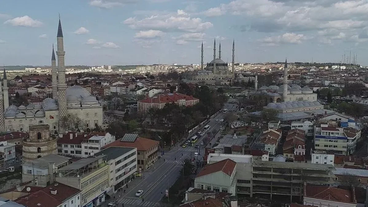 İstanbul'dan Deprem Göçü: Talebin Yöneldiği İlde Emlak Hareketliliği