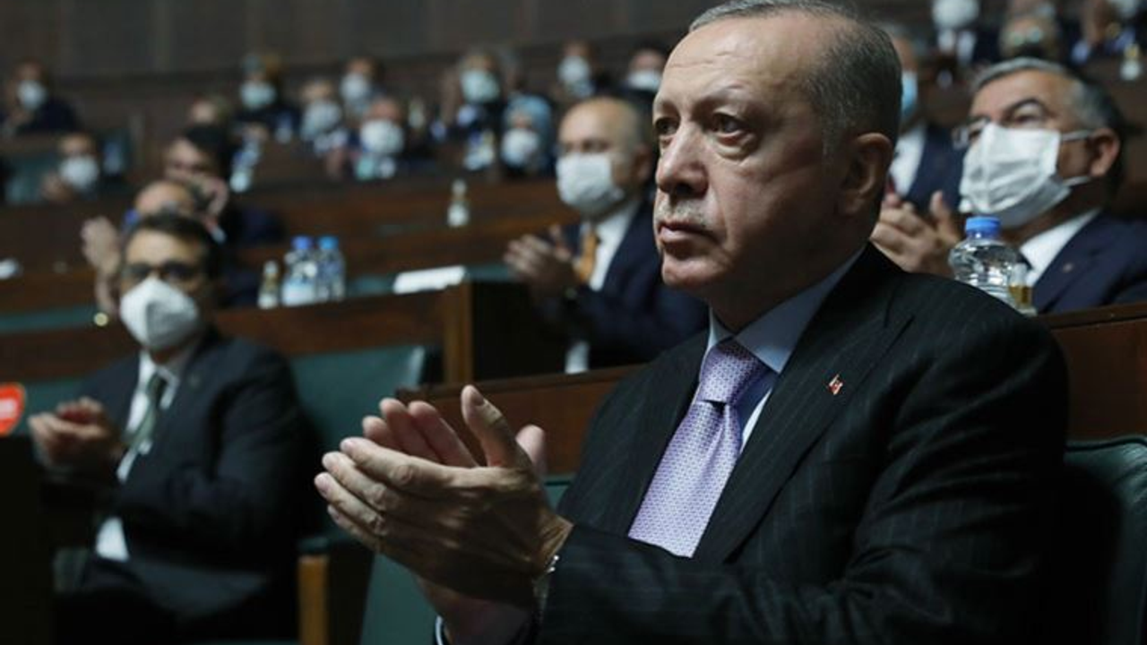 Basına Kapalı Toplantı Sızdı! Erdoğan'dan Kurmaylarını Üzecek Kötü Haber