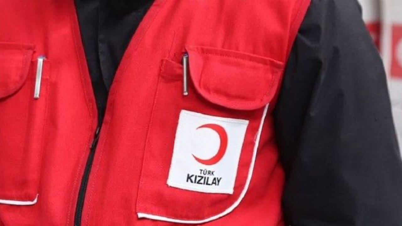 Afet Bölgesine Çadır Satan Kızılay Yöneticileri AKP'li ve MHP'li çıktı