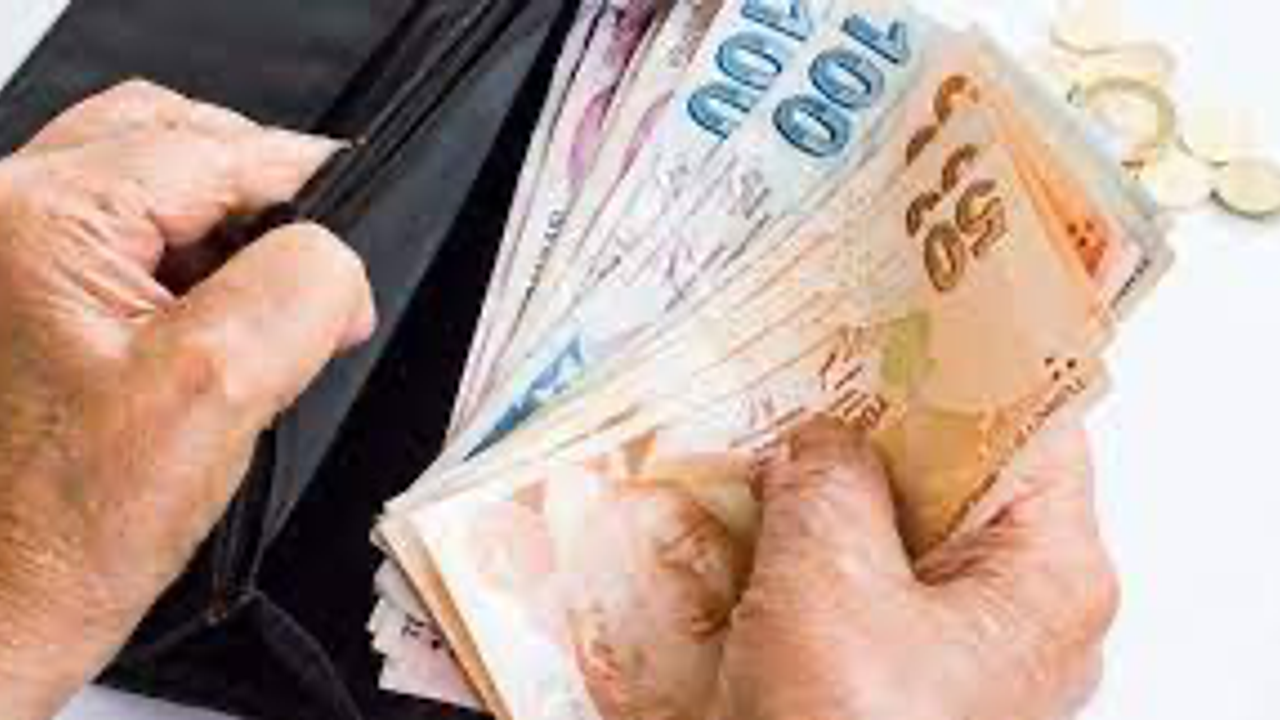 Faiz Sınırlaması Yükselişi Durduramadı: İhtiyaç Kredisi Kullanımı Martta 15 Milyar Lira Arttı