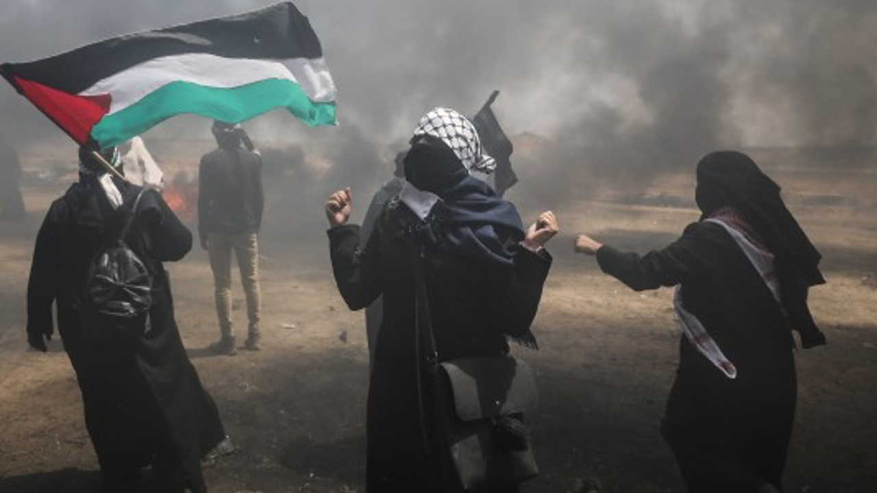 Gazzeli, Toprağına Tutunuyor…