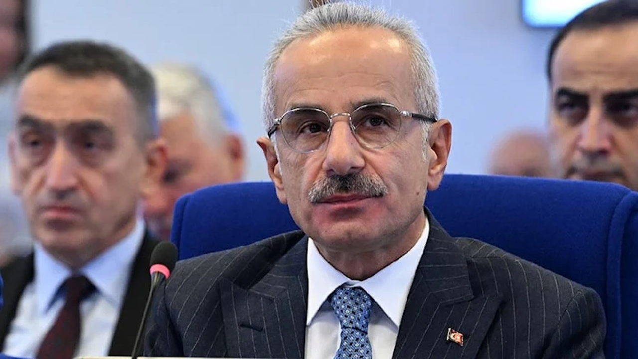 Ulaştırma Bakanı Uraloğlu’na Zor Sorular: Bürokratlar Milyonluk Rezidansları Nasıl Aldı?