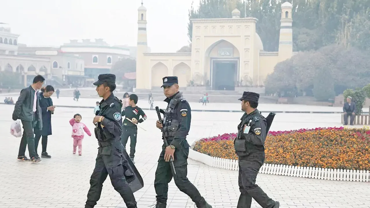 Doğu Türkistan'da Kimlik Soykırımı Sürüyor: Çin'deki Filistin