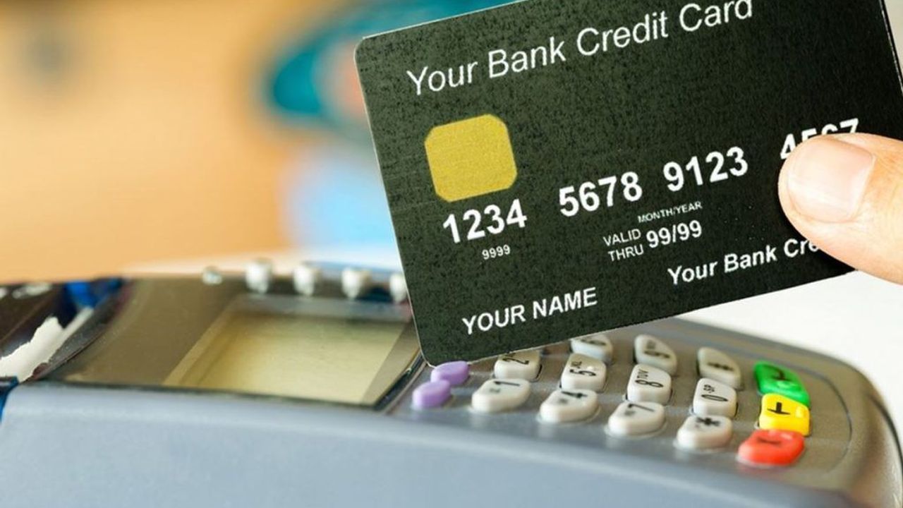 Kartlarınız Tehlikede: Döviz ve Altın Alımları Kredi Kartınızı Kapatabilir