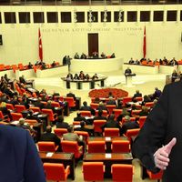 GÜNCEL