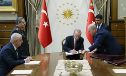YAŞ Kararları Açıklandı! Yeni Genelkurmay Başkanı Metin Gürak oldu:TSK’nın Komuta Kademesi Değişti