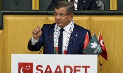Ahmet Davutoğlu'ndan AKP'ye Soğuk Duş: Gazze'yi Siyasi Şovunuza Alet Etmeyin