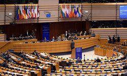 Avrupa Birliği Komisyonu'ndan Kritik Karar: Ukrayna ve Moldova'ya Kapılar Açıldı