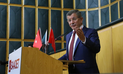 Ahmet Davutoğlu'ndan İktidara 'Gazze' Eleştirisi:'Türkiye İsrail'e Yaptırım Uygulamadı Kimse Şov Yapmasın'