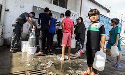Aç-Susuz Bırakarak Soykırım Yapıyor! Gazze Halkı, Kirli Su İçmek Zorunda
