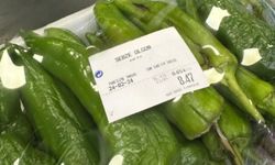 Marketlerde "Olgun Sebze" Dönemi: Markette İçinde Çürükler Olan Biberin Kilosu 12.95 TL
