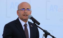 Seçim Sonrası Tufan: 'Bizi Seçmezseniz Sizin İçin Kötü Olur' Vatandaşı Tehdit Kampanyasına Mehmet Şimşek de Katıldı