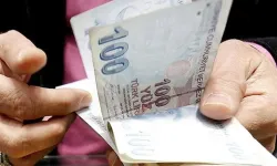 Hükümetten Emekliye Soğuk Duş: Ne Refah Payı Var Ne Seyyanen Zam