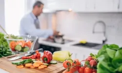 Yılın Yarısına Gelmeden Fiyatlar Uçtu: Yurttaşa Sağlıklı Beslenme de Hayal Oldu