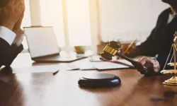 İflas Fırtınası Kapıda: 2.2 MMilyon Kişi Kara Kara Düşünüyor