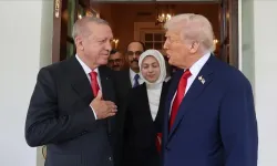 Trump’tan Erdoğan’a Övgü: Türkiye’ye Onu Çok Mutlu Edecek Bir Şeyle Gideceğim