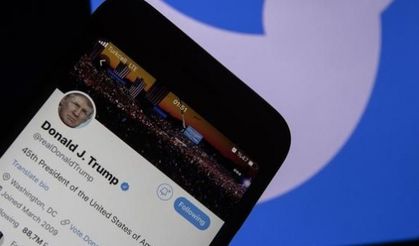 Sosyal Medya Devleri Twitter ve Facebook'tan Donald Trump'a Şok