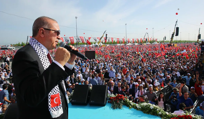 Erdoğan: Ey Batı! Yeniden bir Hilal-Haçlı Mücadelesi mi İstiyorsunuz?