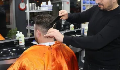 İstanbul'da Kuaför Fiyatları Uçtu! Fiyatları Gören Kapıdan Dönüyor