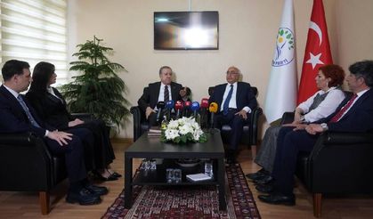 MHP'den DEM Parti’ye Bayram ziyareti: "Öcalan'ın Rolünün Teslim Edilmesini Bekliyoruz"