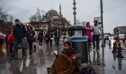 Türkiye Yoksullukta Birleşti! 26 Milyon Yardım Başvurusu Yapıldı