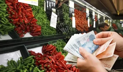 Rafta Fiyat Oyunu: Tarlada 5 Lira, Markette 120 Lira Uzmanlardan Kepenk Kapatma Çağrısı