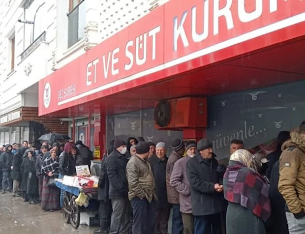 İthalat Lobisi: Fiyatı Şişirip Ette İthalat Kapısını Açtılar, Yerli Üretici Zorda...