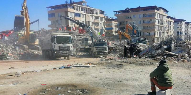 'Nurdağı'na Darbe Vuran Müteahhit AKP'li Çıktı'