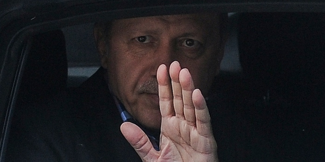Erdoğan Seçimi Kaybetse de Gitmeyecek mi? Bayraktaroğlu Net Konuştu