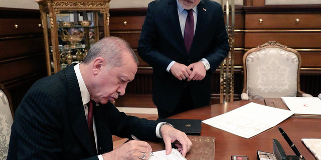 Kandemir: AKP'nin Heder İttikleri içinde Kerem Kınık Ne İlk Ne de Son