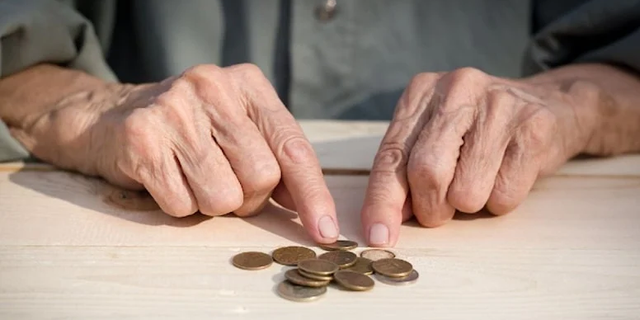 Emekliler Zammı ‘Seçim Rüşveti’ Olarak Görüyor