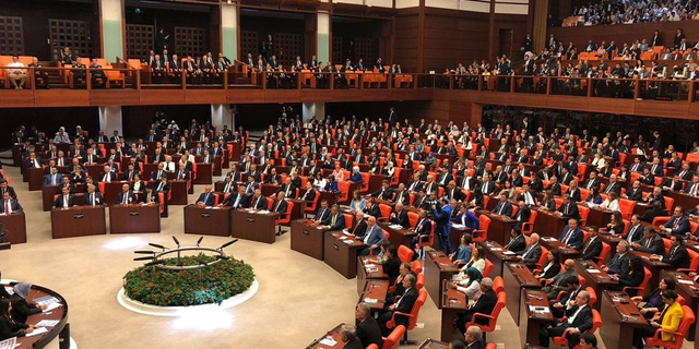 Gündem Vergi Artışları: Meclis Olağanüstü Toplandı