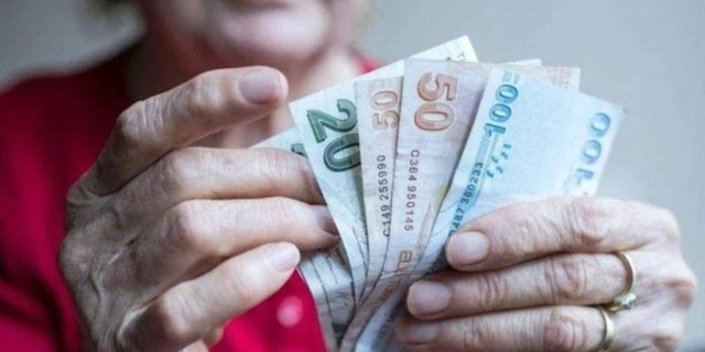 Emekliler Derneği: Emekli Taban Aylığı 21 Yılda Alım Gücünü Koruyabilseydi Bugün 25 Bin 104 Lira Olacaktı