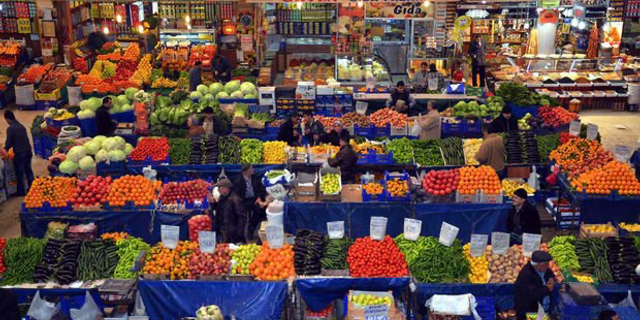 Gıda Fiyatlarında Rekor Artış: Yıllık Enflasyon Yüzde 107'yi Aştı