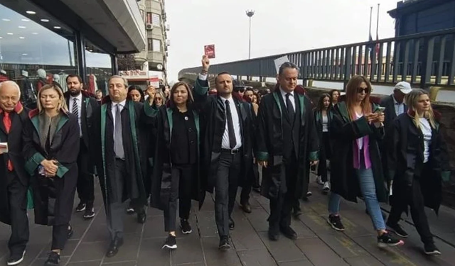 Avukatlar 'Yargıdaki Kriz' İçin Harekete Geçti: Ankara Barosu Yargıtay'a Yürüyor