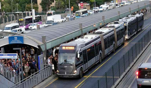 Ücretsiz Toplu Taşımaya Karşı Çıktı: Sayıştay 'Kamu Zararı' Dedi