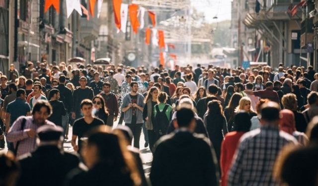 Temmuz Anketinde 'Birinciyiz' Diyen Erdoğan'a Soğuk Duş