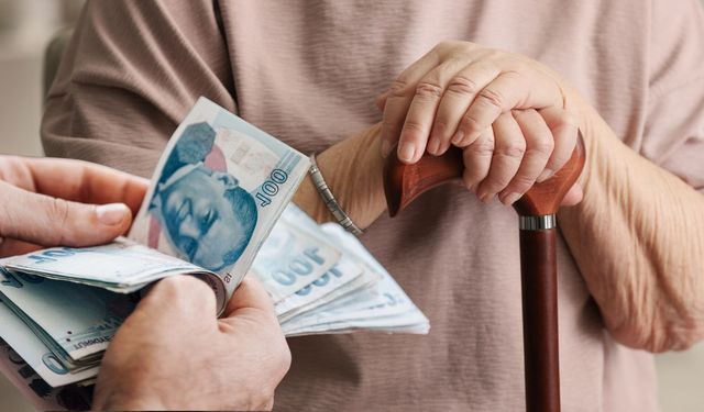 Vatandaşın Yüzde 79’u Aynı Görüşte... 'En Düşük Emekli Maaşı Asgari Ücrete Endekslensin'