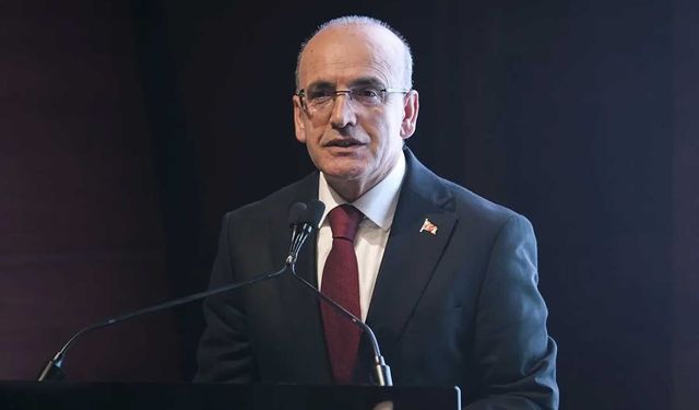 Mehmet Şimşek'e Göre Dar Gelirlinin Şikayet Etmesi Ezbermiş! Duyan Bir Daha Dinledi