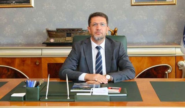 Şırnak Üniversitesi Rektörü Üniversiteye Aldığı Akrabalarını Tek Tek Saydı: İnancım Gereği Yaptım, Emrimdir Tebrik Edin