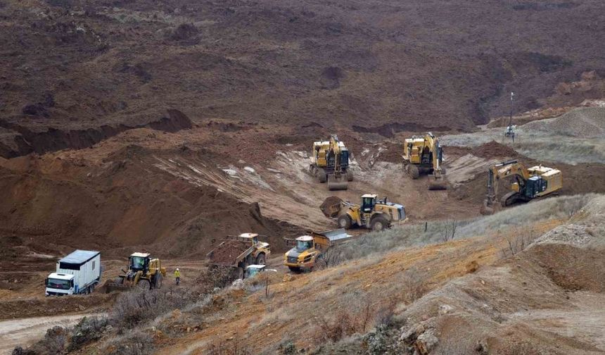 Erzincan İliç’te İnsan Hayatının Hiçe Sayıldığını Ortaya Koyan Acı Örnek: Ölüm Madeni Heyelansız da Can Almış
