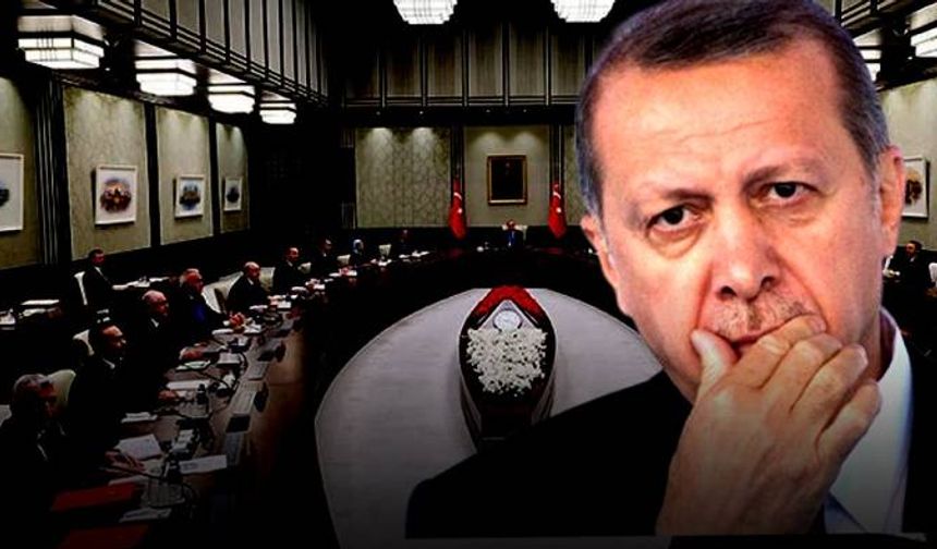 İktidardan “Savaş Sebebi Sayarız” Açıklaması! Ünlü Yazar Köşesine Taşıdı