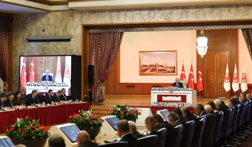 Ahmet Takan: ''TBMM Başkanı’nın Kabul Ettiği Bölücü Rapor!...''