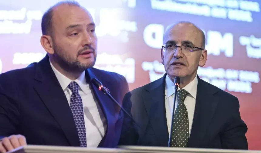 MÜSİAD Başkanı Özdemir,  Mehmet Şimşek'e Bakarak Ekonomiyi Eleştirdi: Bakan Şimşek Dinledi