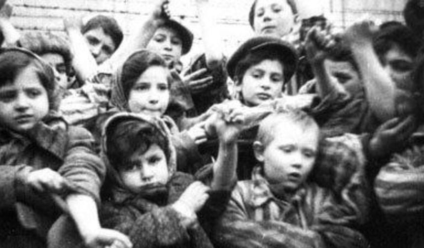 Çocukarın Karnı Bile Doymuyor! 4'ünden Biri Yetersiz Besleniyor